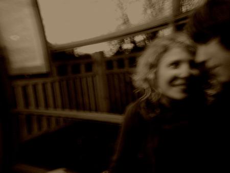 mieux vaut marcher et parler ensemble, plutot que s'assoir dans un bus et se taire 